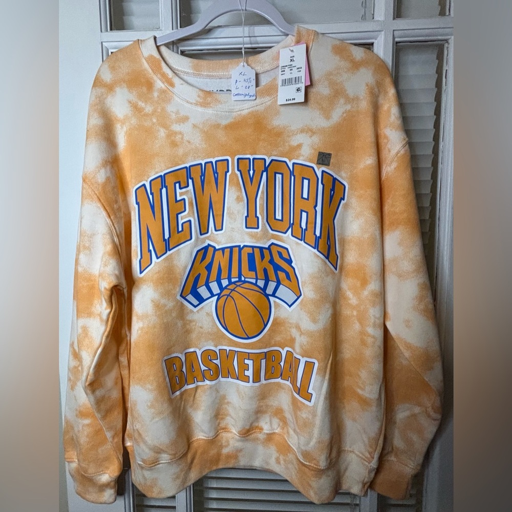 New York Nicks Tie Dye Ladies Sweatshirt-Size XL